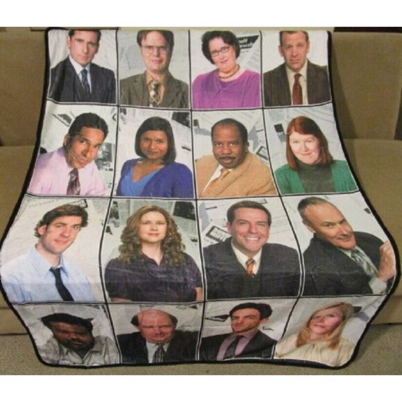 New The Office Cast TV Show Fleece Throw Gift Blanket Jim Pam Michael Dwight NIP - Picture 1 of 3